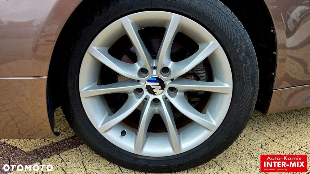 BMW Seria 5 523i - 13