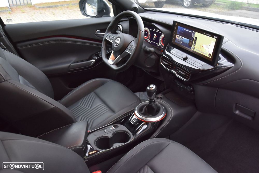 Nissan Juke 1.0 DIG-T Tekna - 13