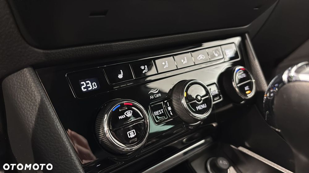 Skoda Superb 1.5 TSI Sportline DSG - 27