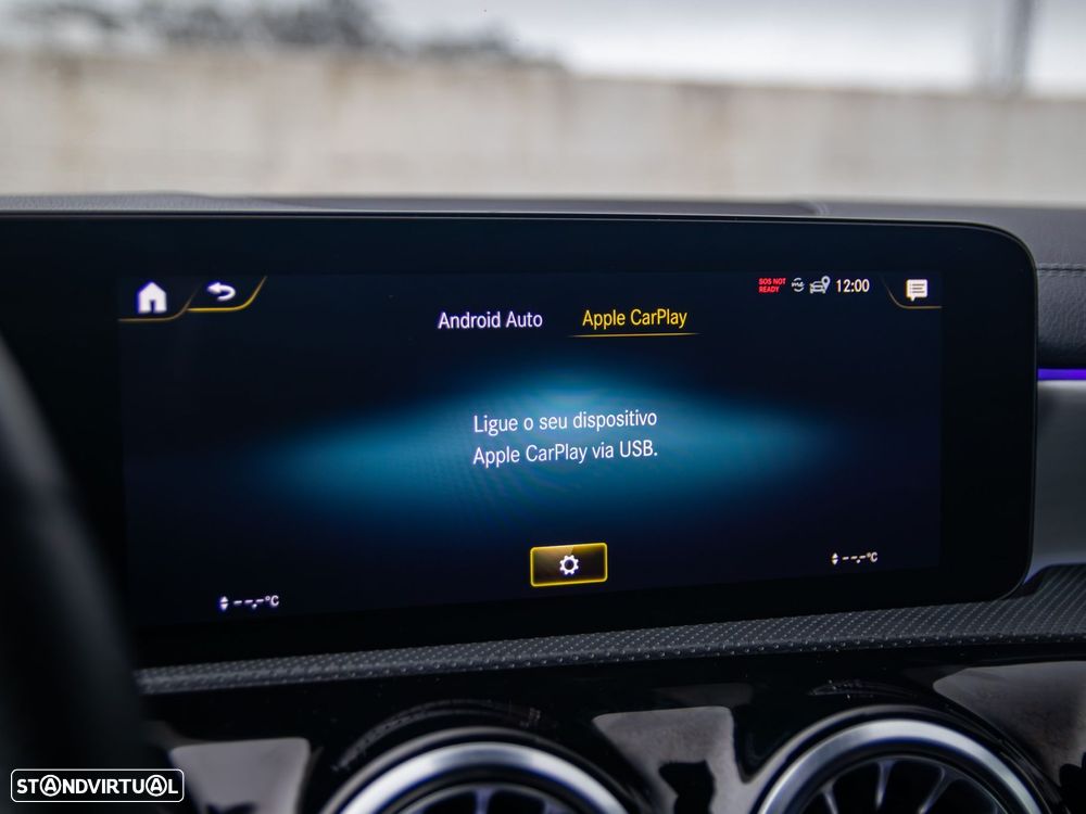 Mercedes-Benz A 250 e 8G-DCT AMG Line - 35