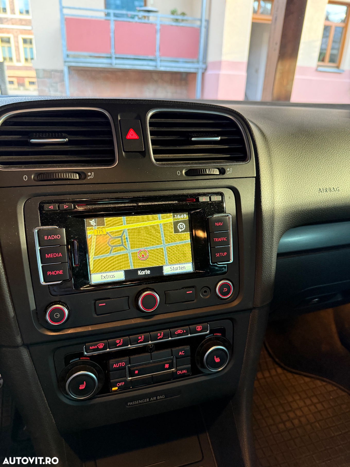 Volkswagen Golf 1.6 TDI BMT Comfortline - 12