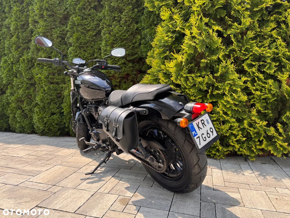 Hyosung GV - 7