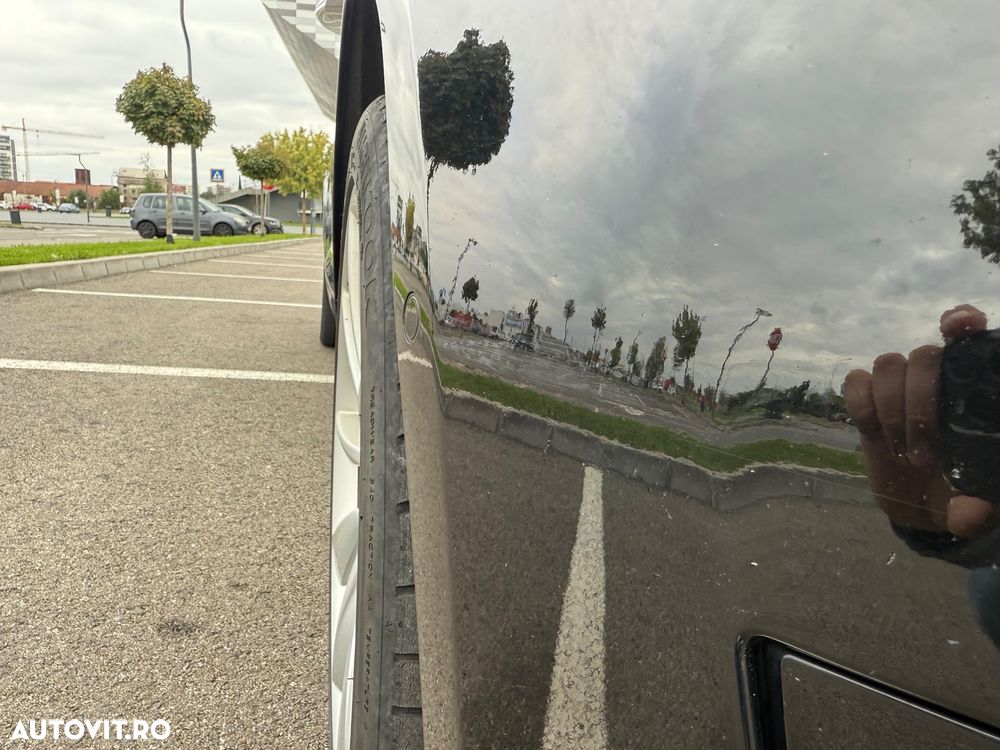 Tesla Model 3 - 13