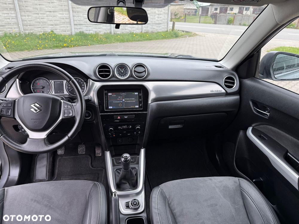 Suzuki Vitara 1.6 (4x4) Allgrip Comfort+ - 17