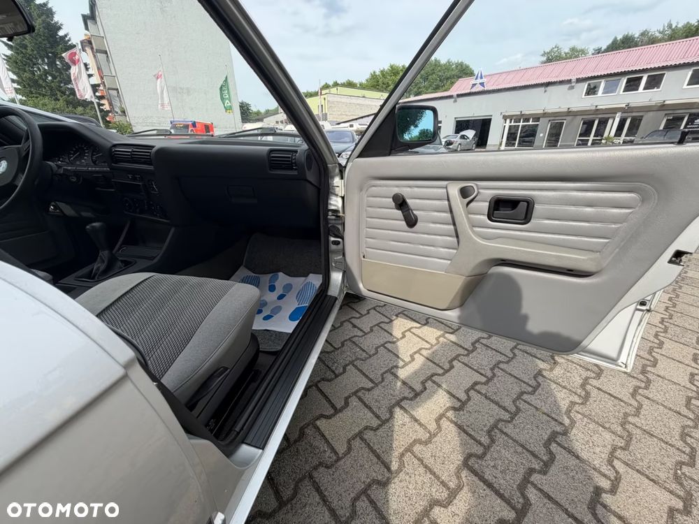 BMW Seria 3 - 8