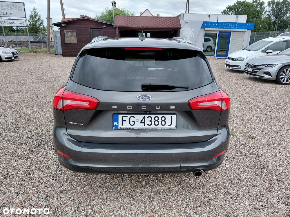 Ford Focus 1.5 EcoBoost Titanium - 32