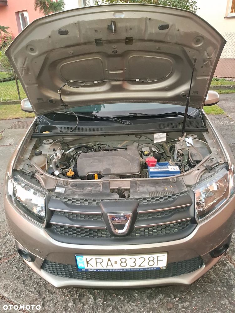 Dacia Sandero 1.2 16V Laureate EU6 - 20
