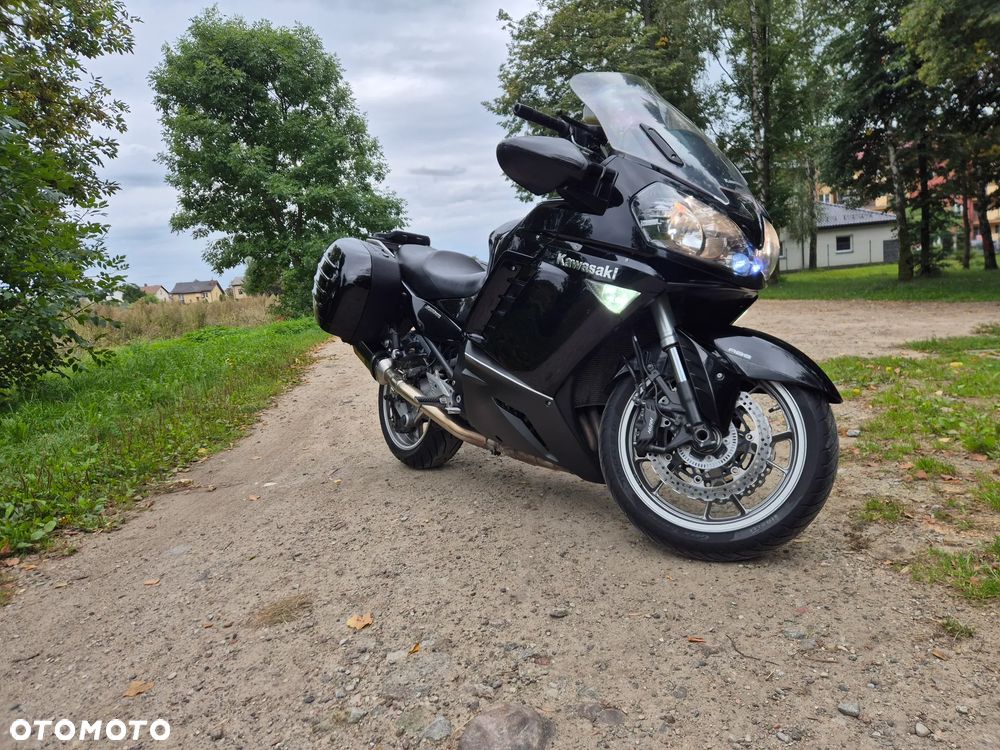 Kawasaki GTR - 5