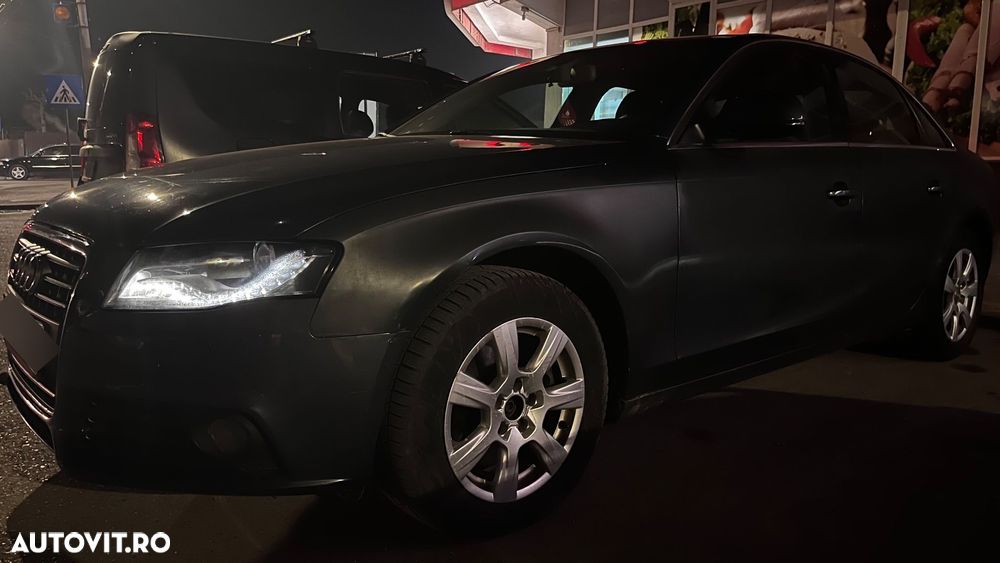 Audi A4 - 1