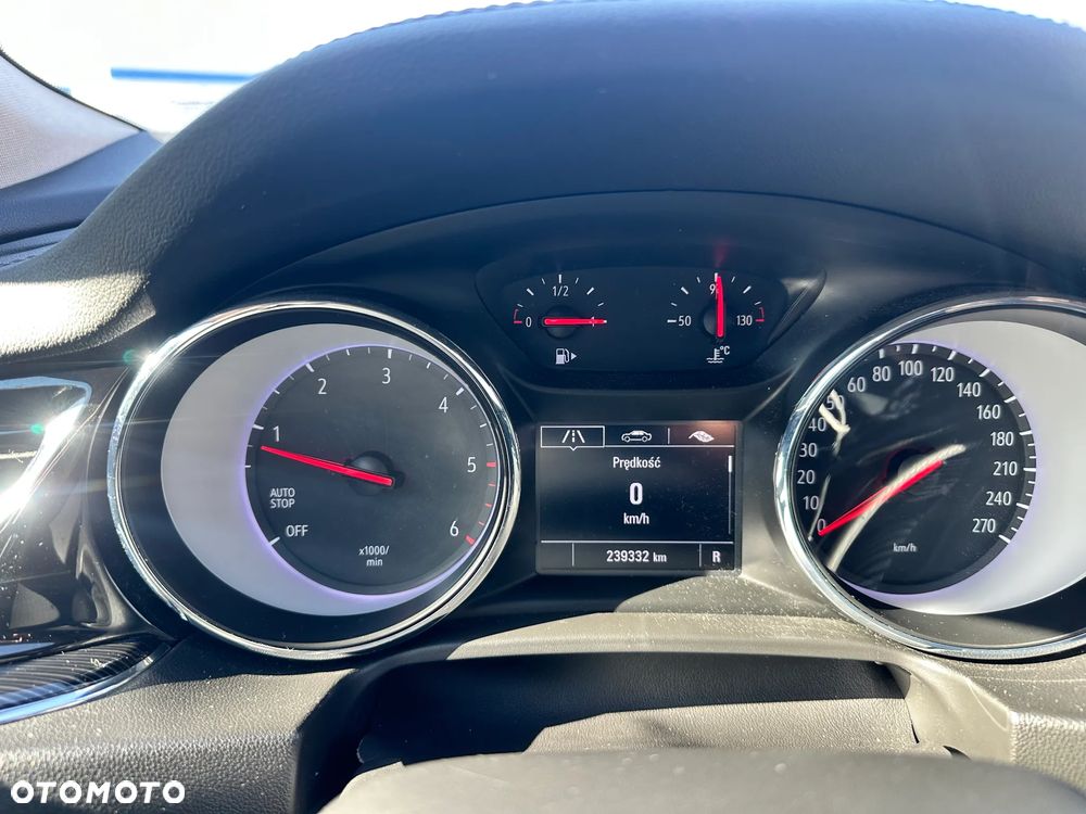 Opel Insignia 2.0 CDTI Ultimate S&S - 17