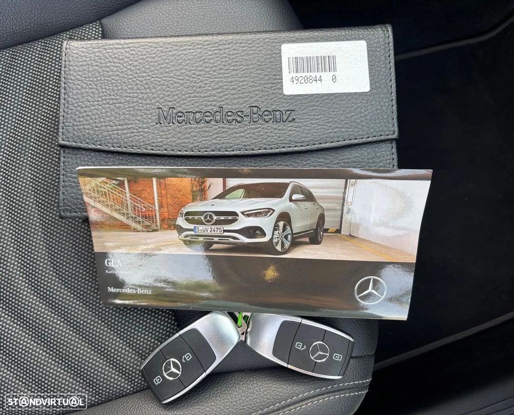 Mercedes-Benz GLA 250 e 8G-DCT Progressive - 28