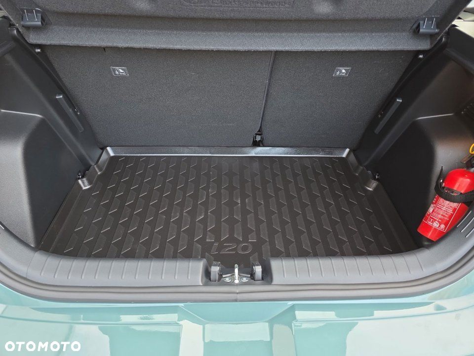 Hyundai i20 - 17