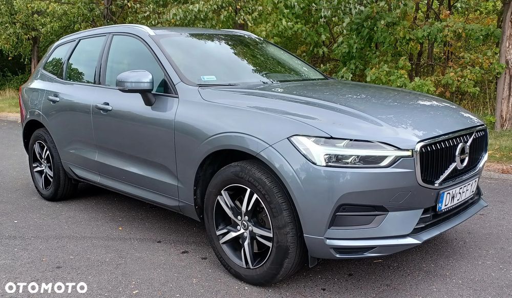 Volvo XC 60 T4 Momentum - 1