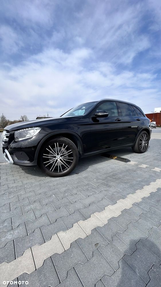 Mercedes-Benz GLC - 10