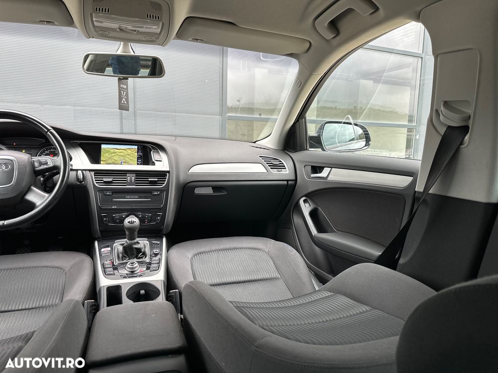 Audi A4 2.0 TDI B8 - 12