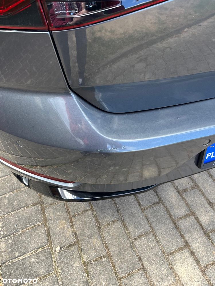 Volkswagen Golf - 23