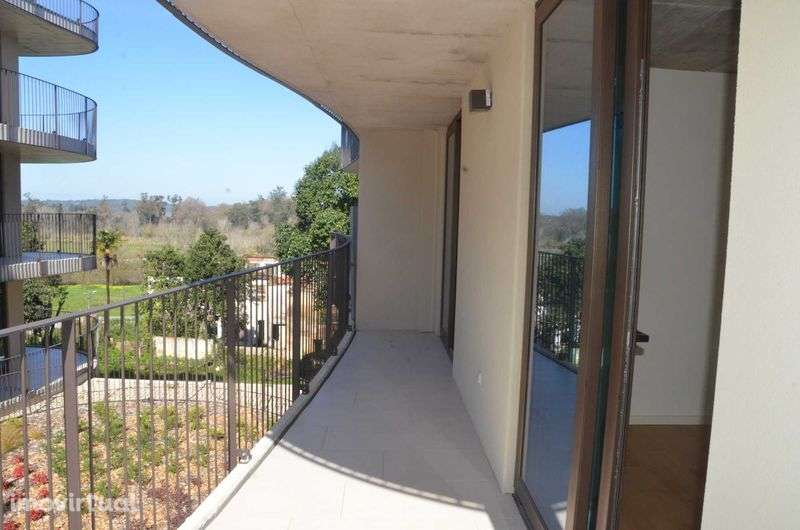 T1 novo junto ao Fórum Coimbra - Grande imagem: 4/12