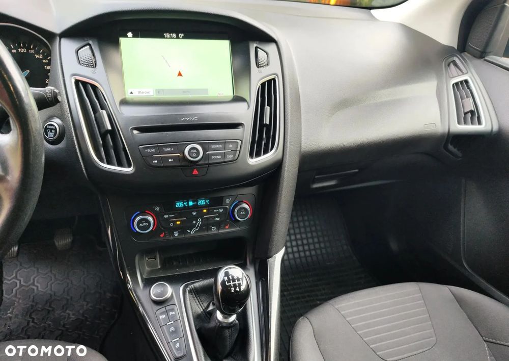 Ford Focus 1.5 TDCi Titanium - 12