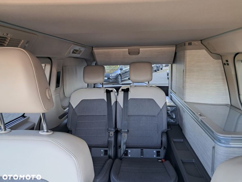 Volkswagen Multivan - 36
