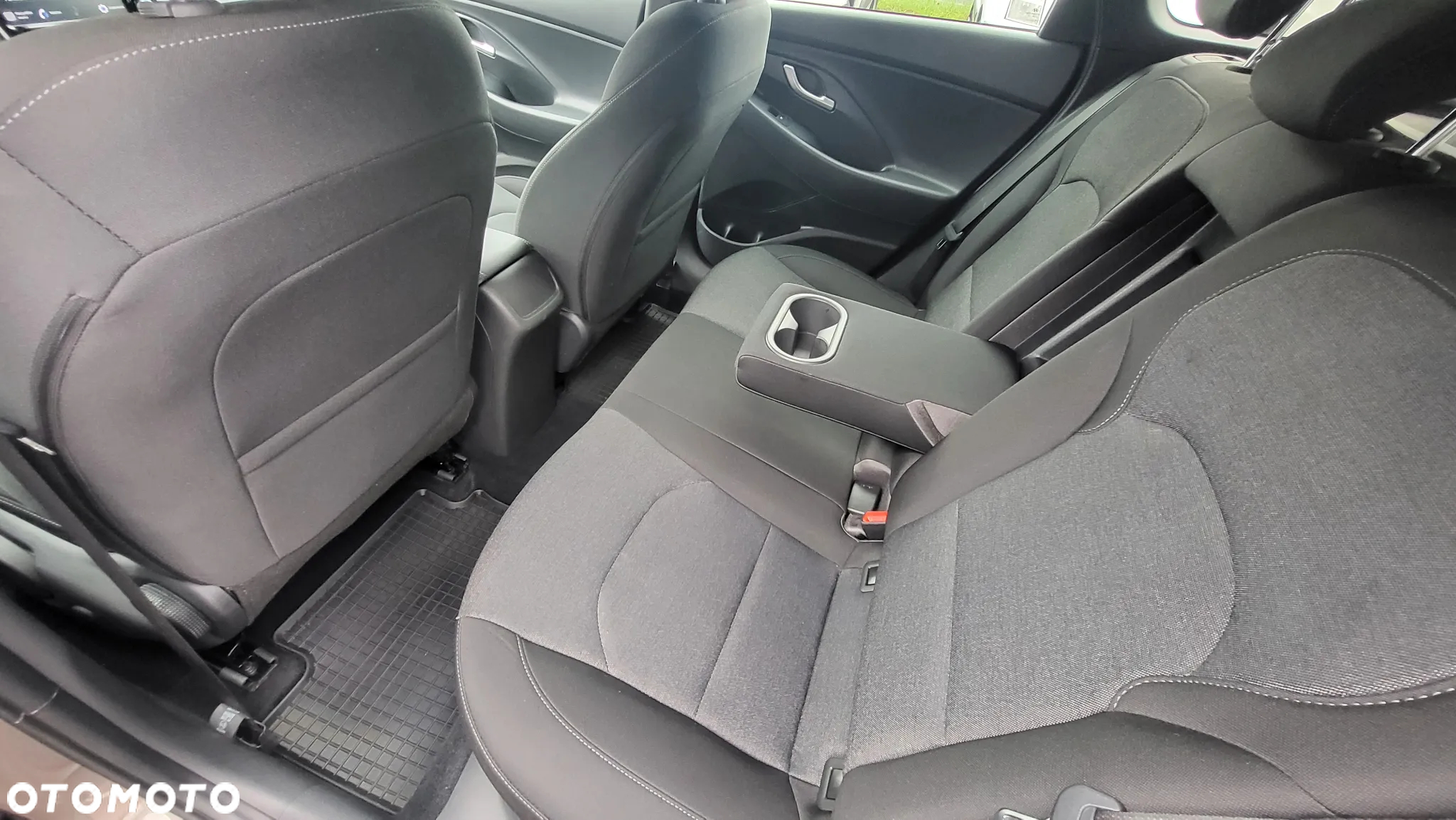Hyundai i30 Kombi 1.5 T-GDI 48V-Hybrid EDITION 30+ - 10
