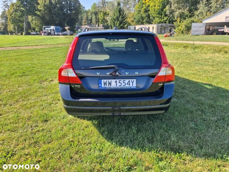 Volvo V70 D5 Summum - 4