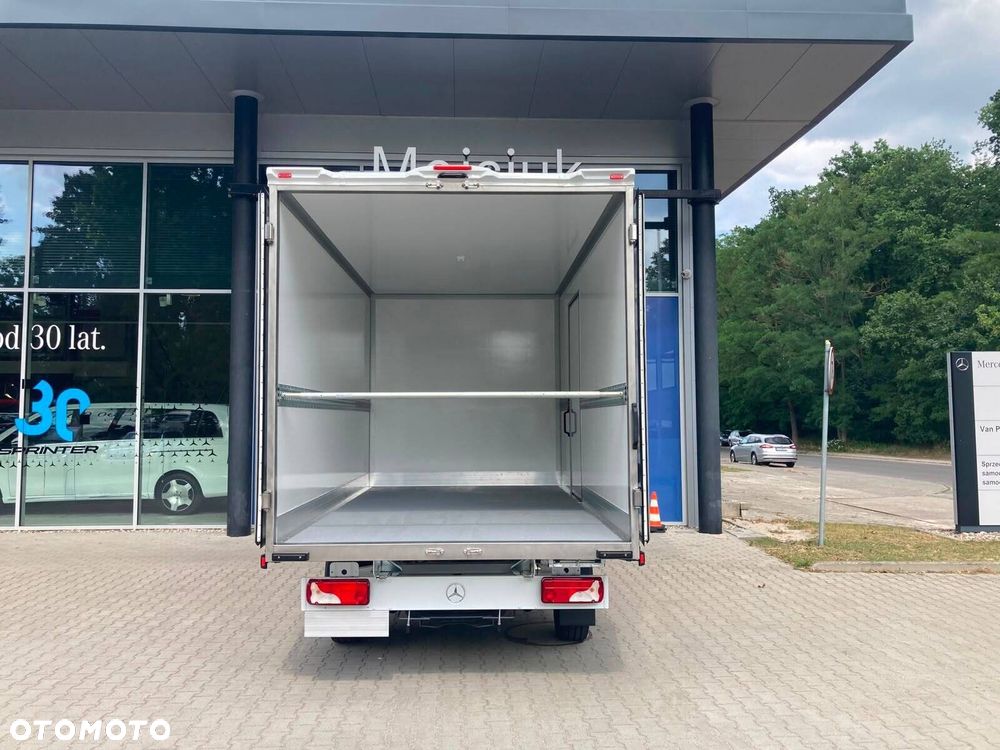 Mercedes-Benz Sprinter 317 CDI OM654 - 10