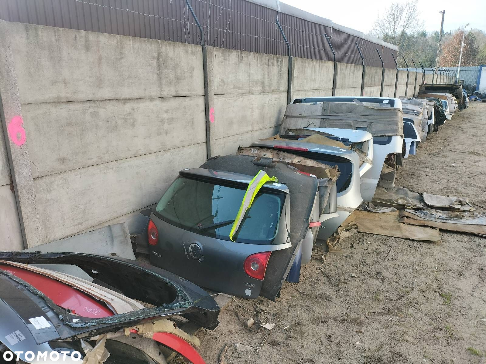 KOMPLETNY TYŁ KLAPA BAGAŻNIKA ZDERZAK TYŁ LAMPY GOLF V HB 5D LA7T - 19
