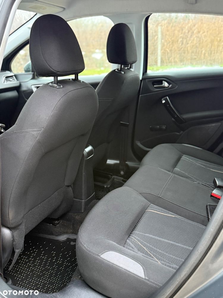 Peugeot 208 1.4 VTi Access - 9