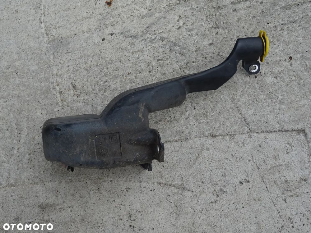 ZBIORNICZKI ZBIORNIK PŁYNU SPRYSKIWACZY ZBIORNICZEK WYRÓWNAWCZY OPEL ASTRA H - 9