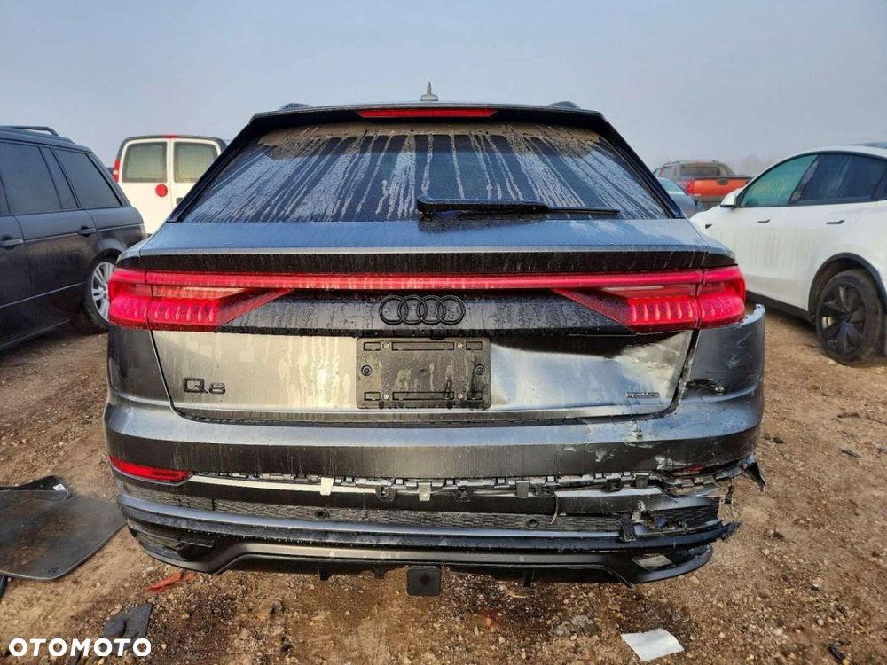 Audi Q8 - 6