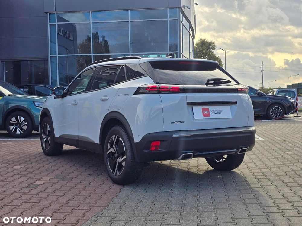 Peugeot 2008 2024 photo 4