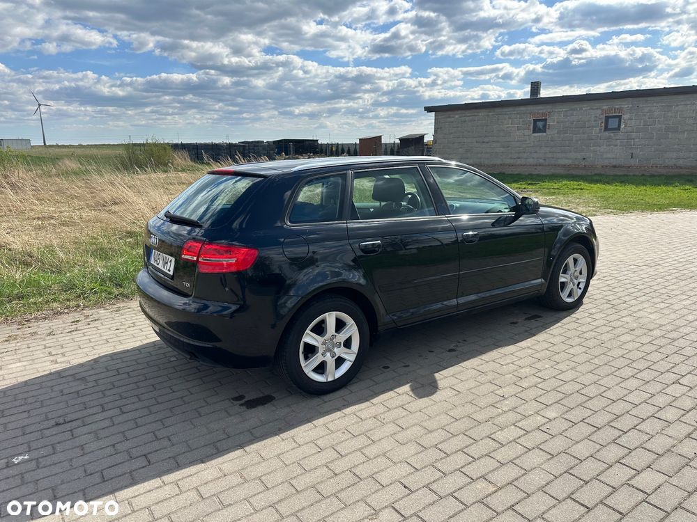 Audi A3 Sportback 1.6 TDI Ambition - 10