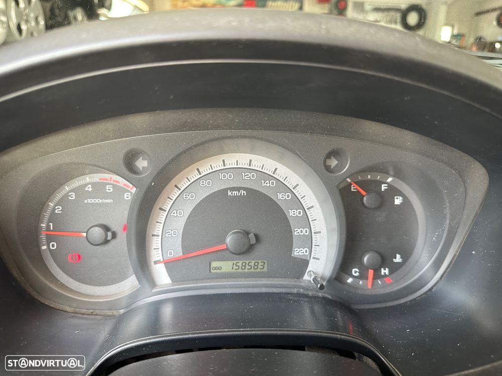 Isuzu D-Max 4x4 Space Cab Custom - 18