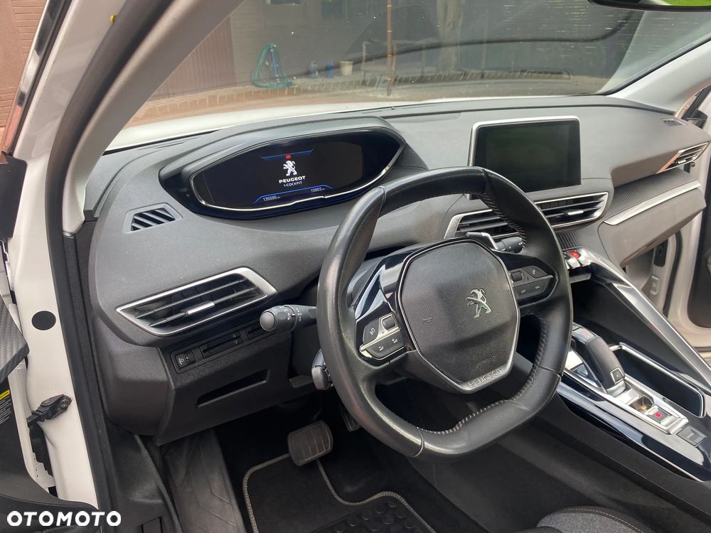 Peugeot 3008 1.5 BlueHDi Active S&S EAT8 - 8