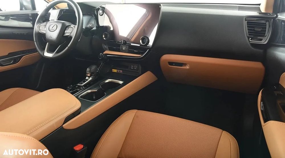 Lexus Seria NX 450h+ E-FOUR Executive Line - 3