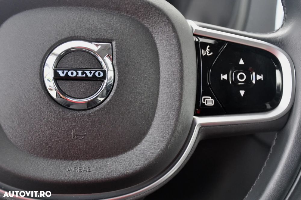 Volvo XC 90 - 29