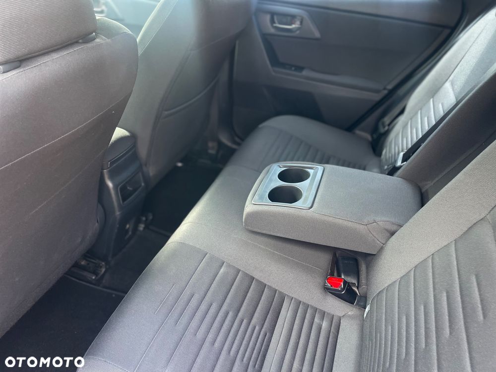 Toyota Auris - 14