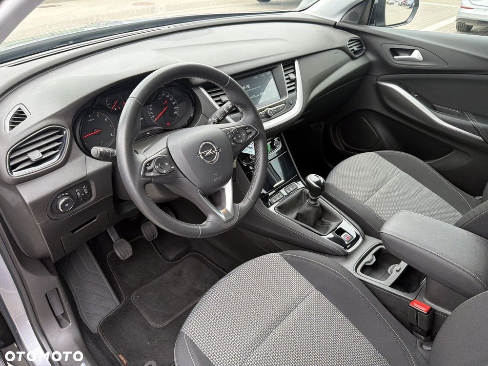 Opel Grandland X 1.2 T GPF Enjoy S&S - 10