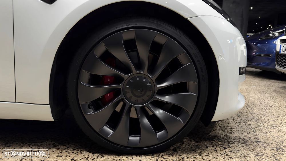 Tesla Model 3 Performance Dual Motor AWD - 38