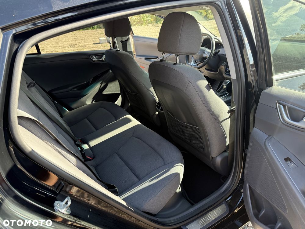 Hyundai IONIQ hybrid Premium - 30