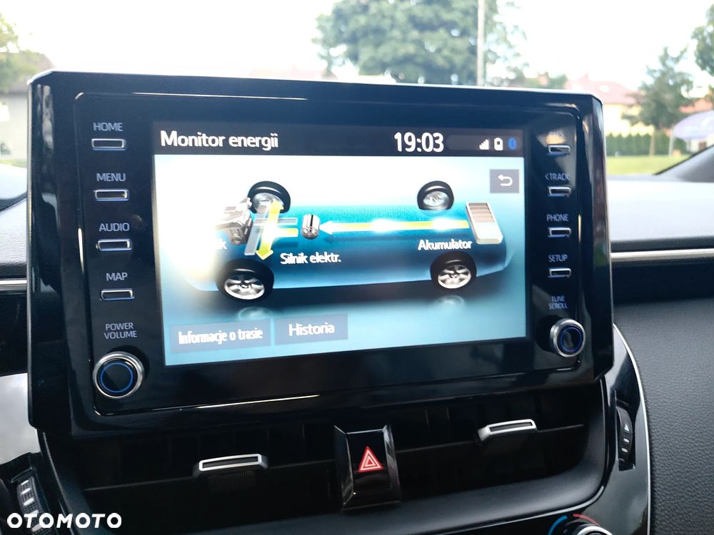 Toyota Corolla 1.8 Hybrid Comfort - 20