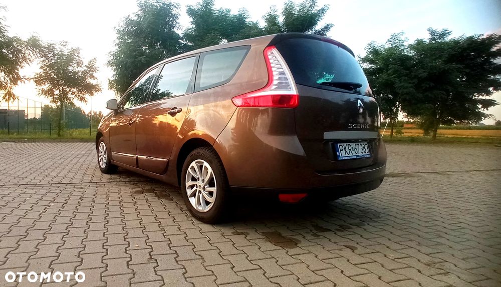 Renault Grand Scenic - 5