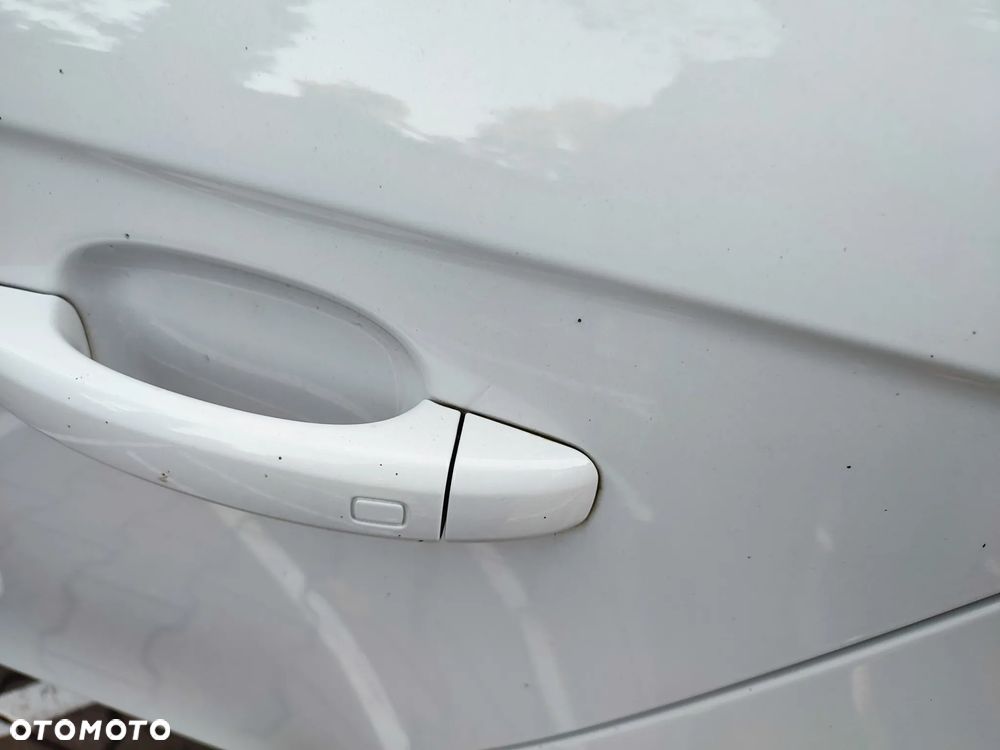 Audi A4 Avant - 11