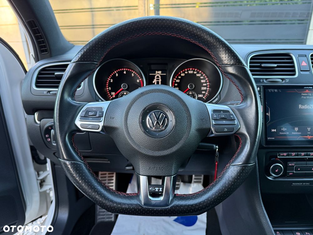 Volkswagen Golf 2.0 GTI - 17