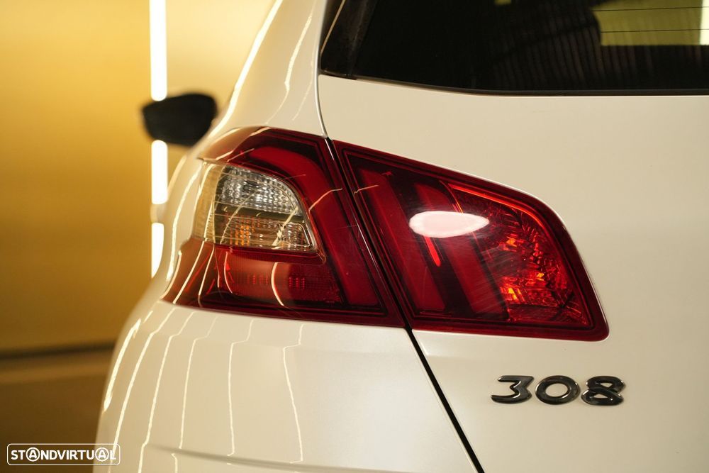 Peugeot 308 1.5 BlueHDi GT Line EAT8 - 14