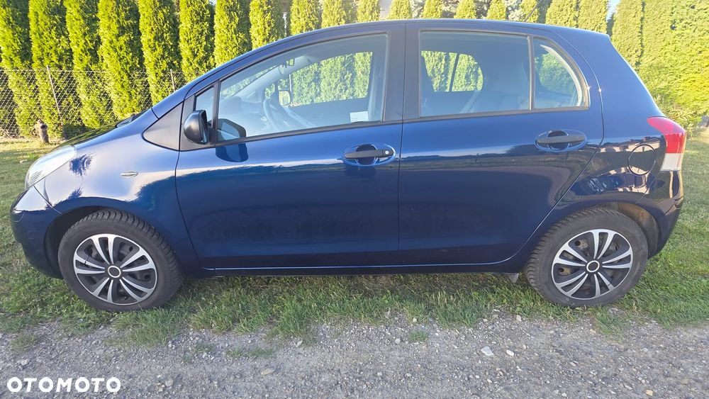 Toyota Yaris - 3