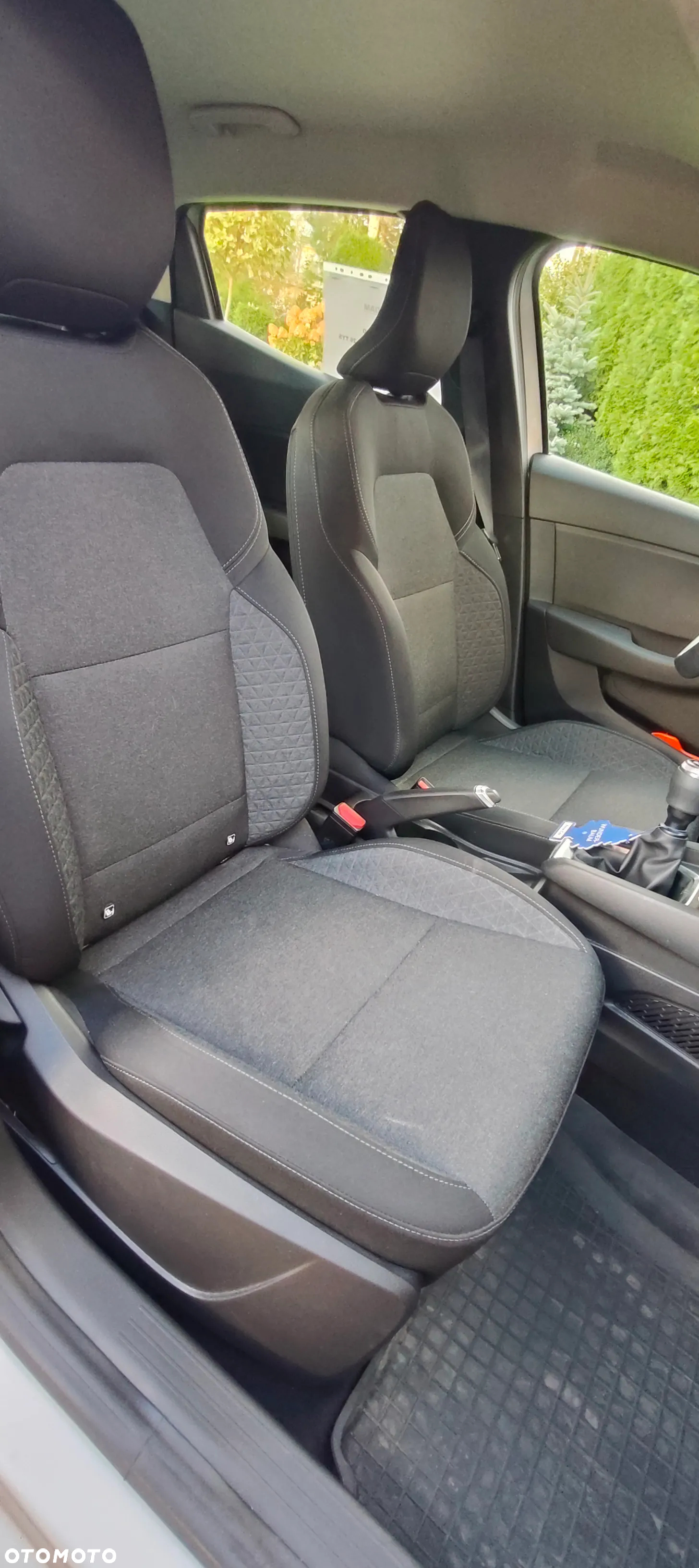 Renault Clio - 12