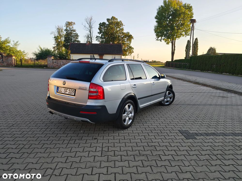 Skoda Octavia 2011 photo 5