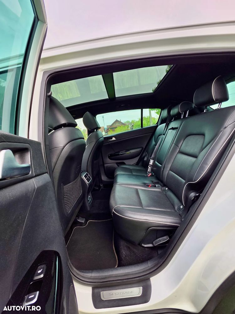 Kia Sportage 1.7 CRDI 2WD ISG Aut. GT Line - 11