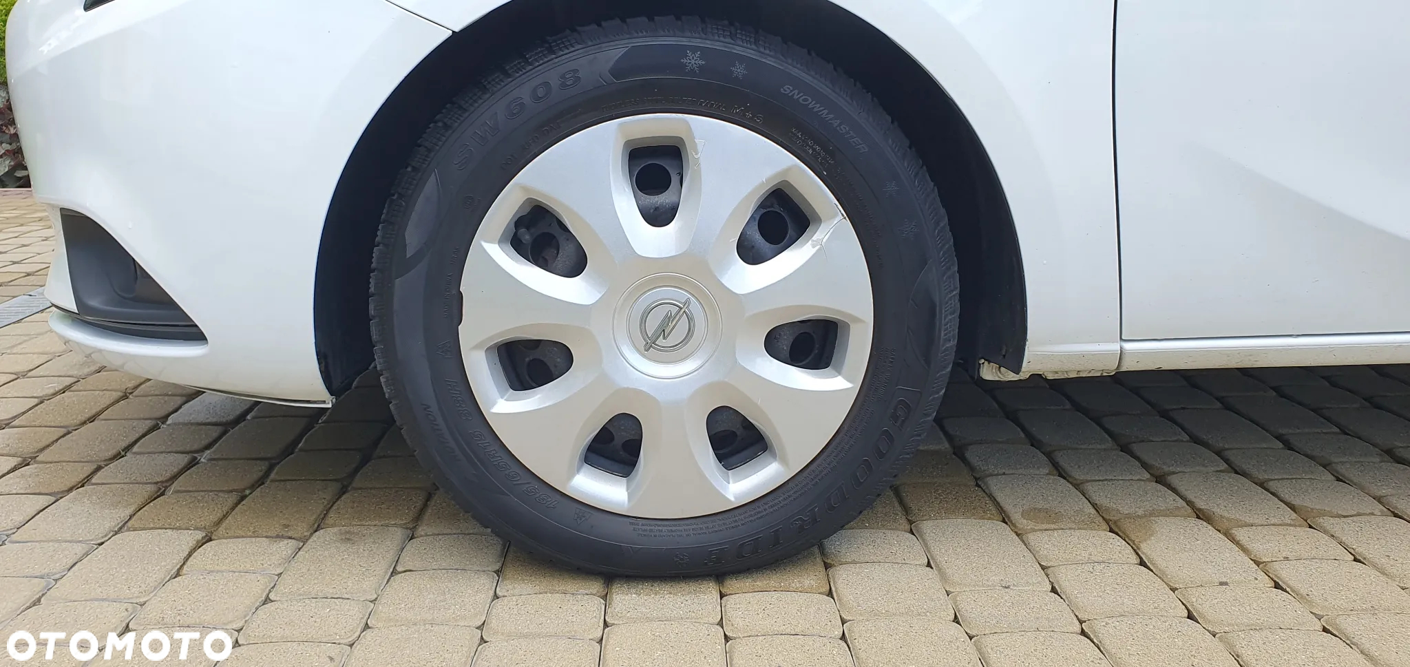 Opel Corsa 1.4 Cosmo - 24